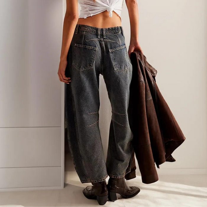 Judy Mid Rise Barrel Jeans